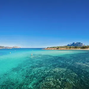 Ollastu 4*, Olbia Italia